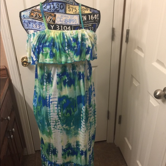 Dress 🌸 - Picture 2 of 4